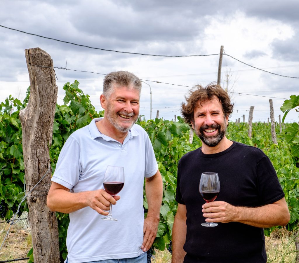 99-Fuegos-Alberto-Giache-Javier-Agostinelli